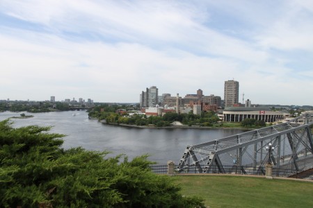 «Un simple coup d’œil au centre-ville de Gatineau permet de voir que la verdure y est omniprésente.»